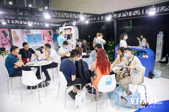 @所有人！你有一份好視力眼貼在上海眼鏡展的實(shí)時(shí)表現(xiàn)待查收